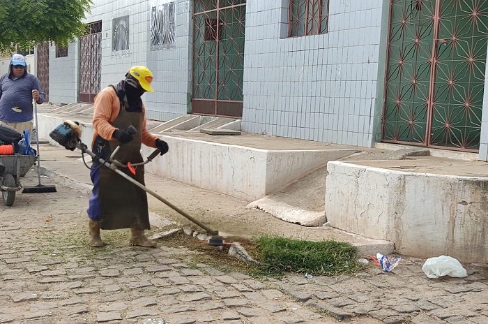 SEINFRA inicia Mutirão de Limpeza que beneficiará todos os bairros de Sousa